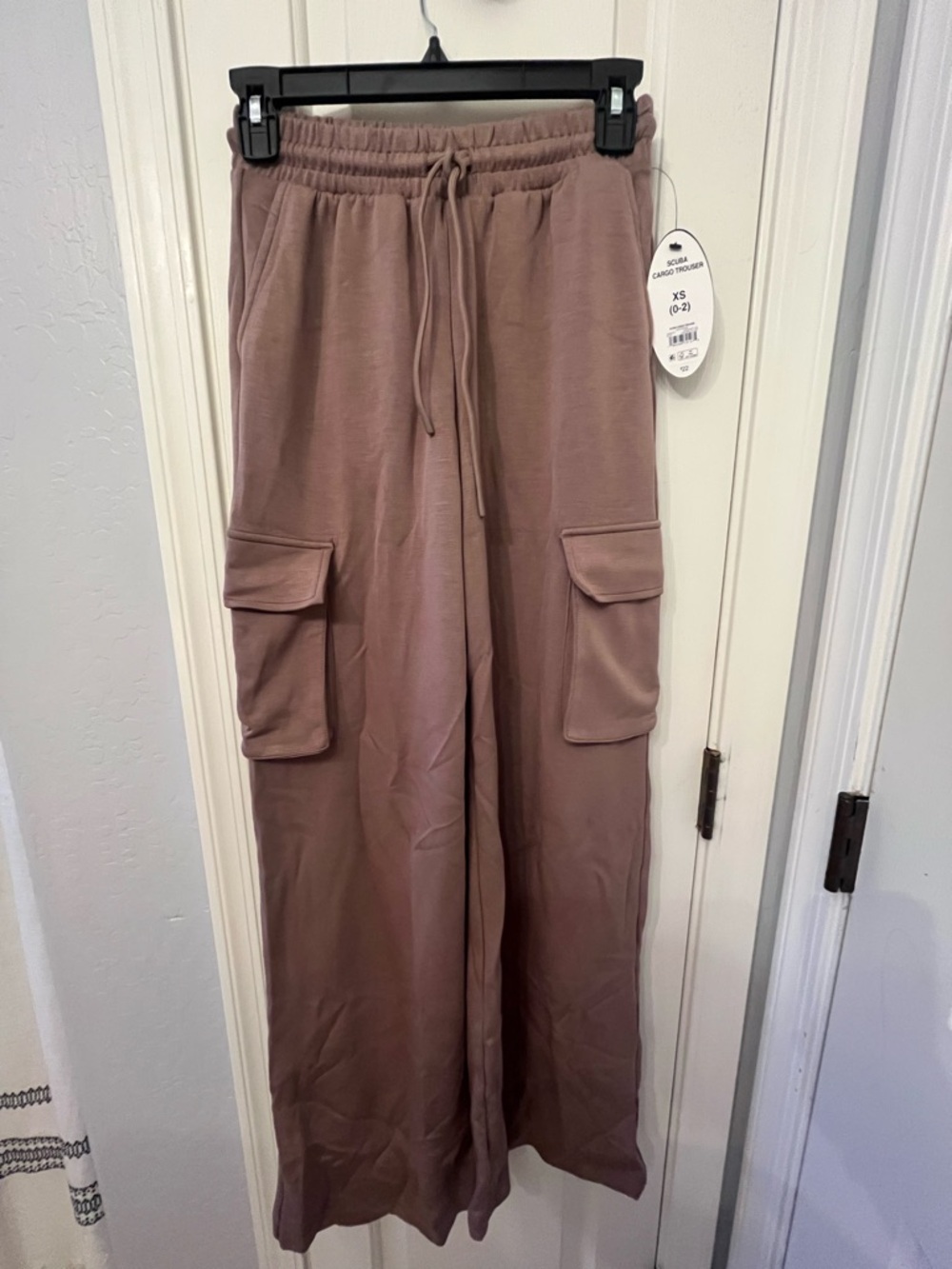 Wide Leg Cargo Sweatpants in Mauve